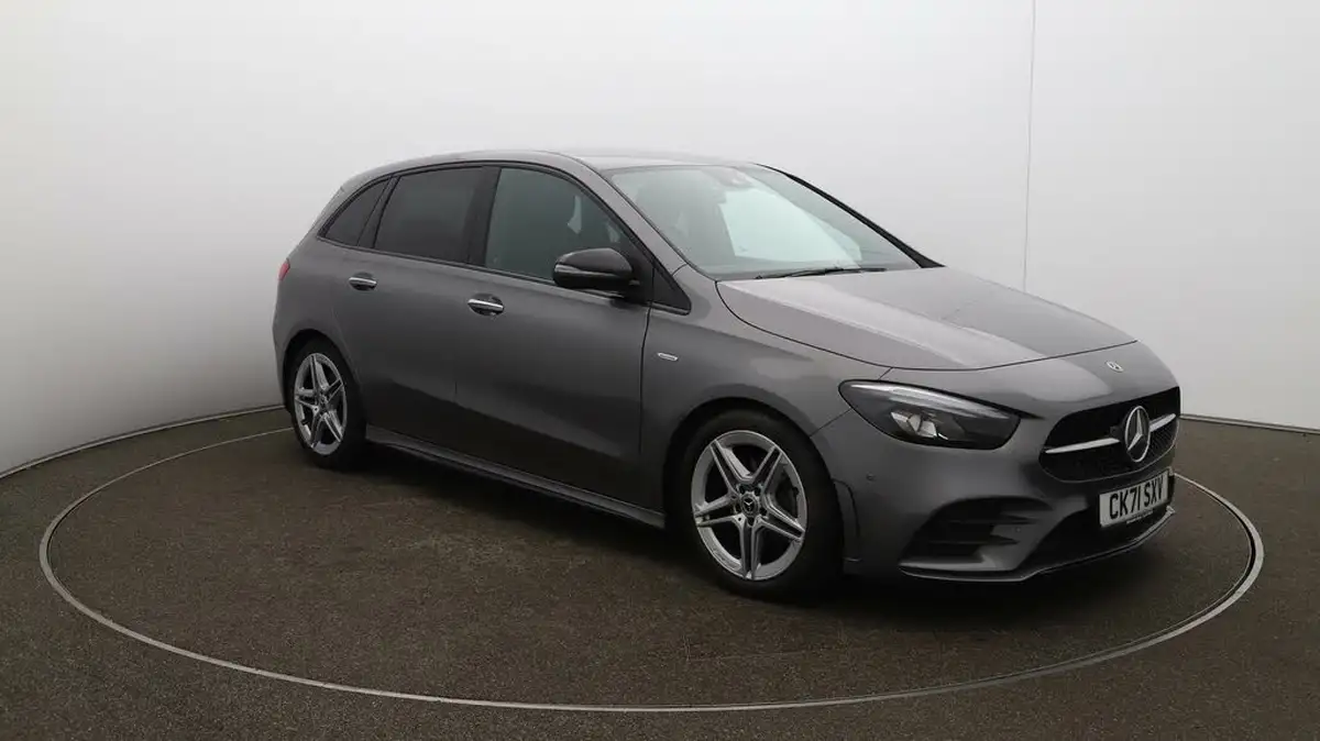 2021-mercedes-benz-b-class-13-b200-amg-line-premium-edition-big-36