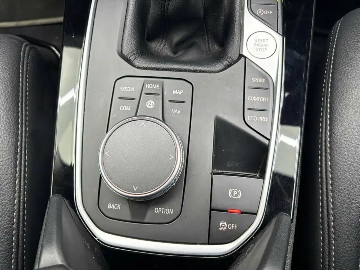 2021-bmw-1-series-15-118i-sport-lcp-big-18