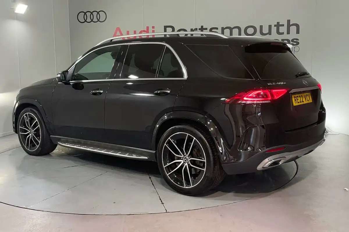 2022-mercedes-benz-gle-class-29d-gle400d-amg-line-premium-plus-331ps-coupe-big-8