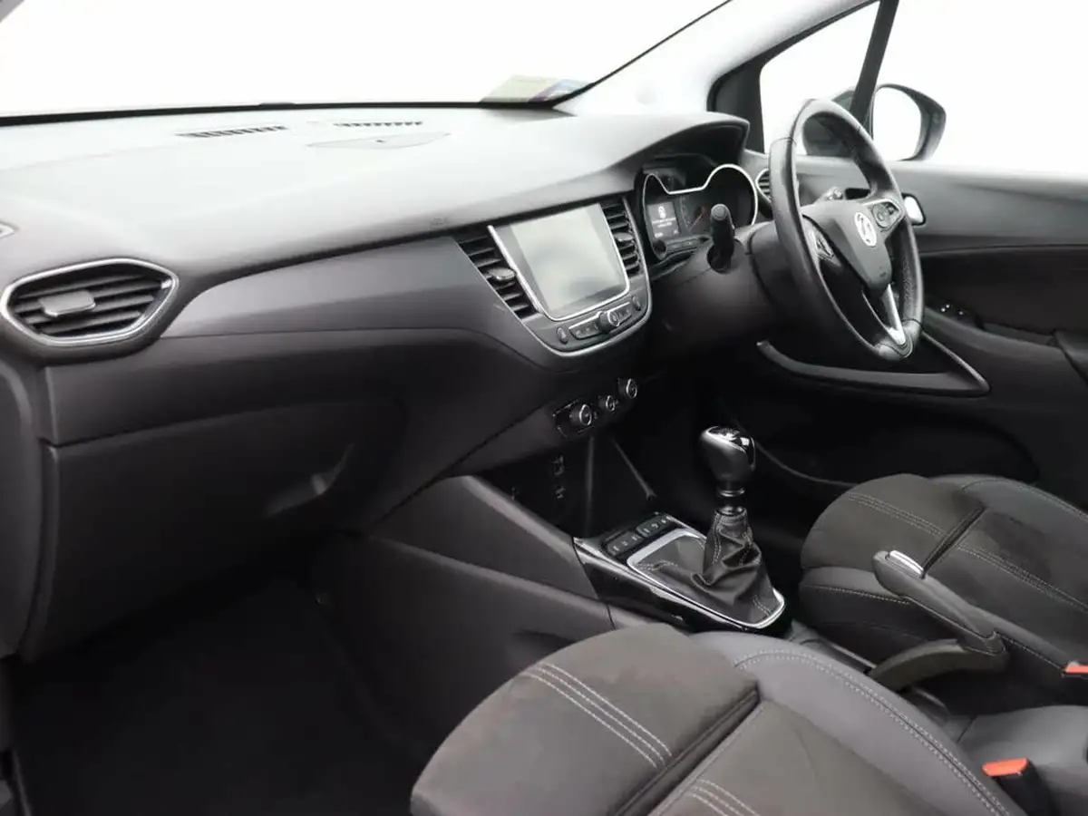 2022-vauxhall-crossland-12-ultimate-130ps-big-7