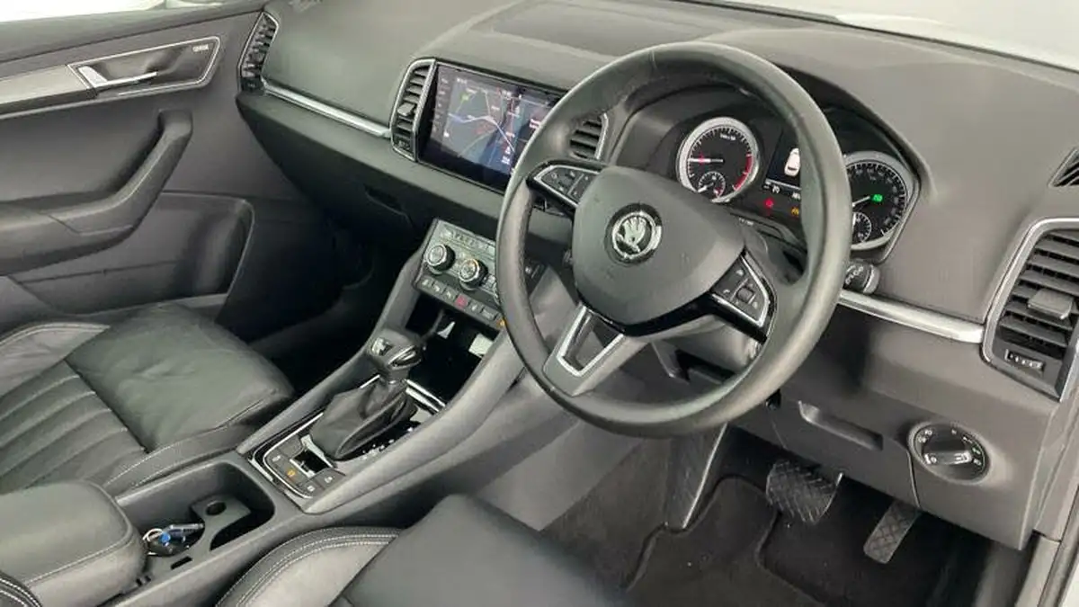 2018-skoda-karoq-15-tsi-edition-ss-dsg-big-5