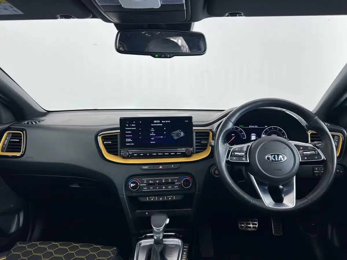 2020-kia-xceed-14-t-gdi-first-edition-dct-big-17