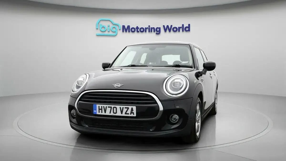 2020-mini-countryman-15-cooper-classic-big-1