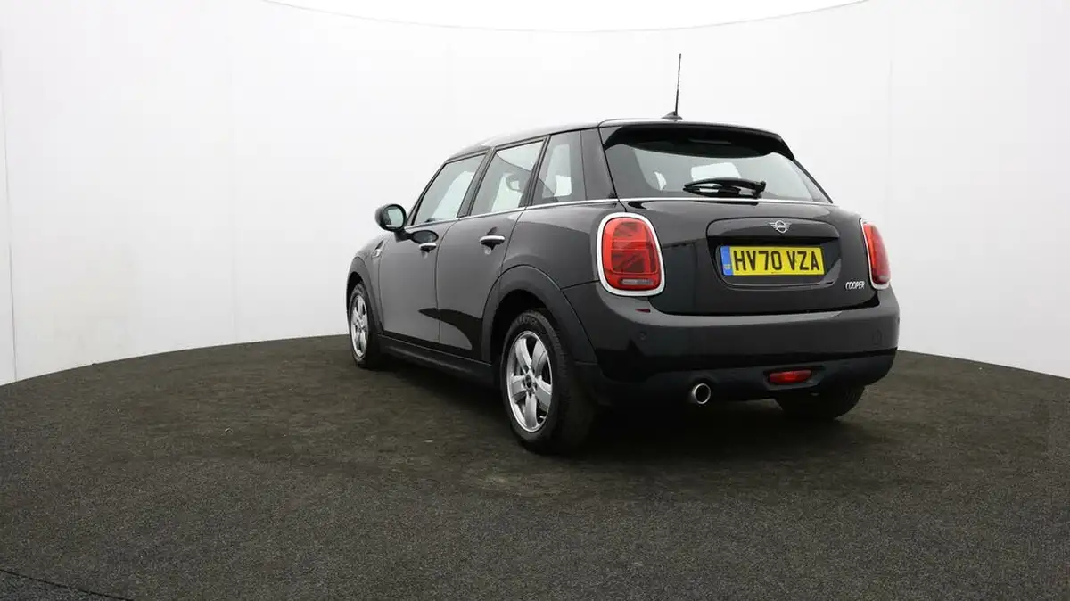 2020-mini-countryman-15-cooper-classic-big-66