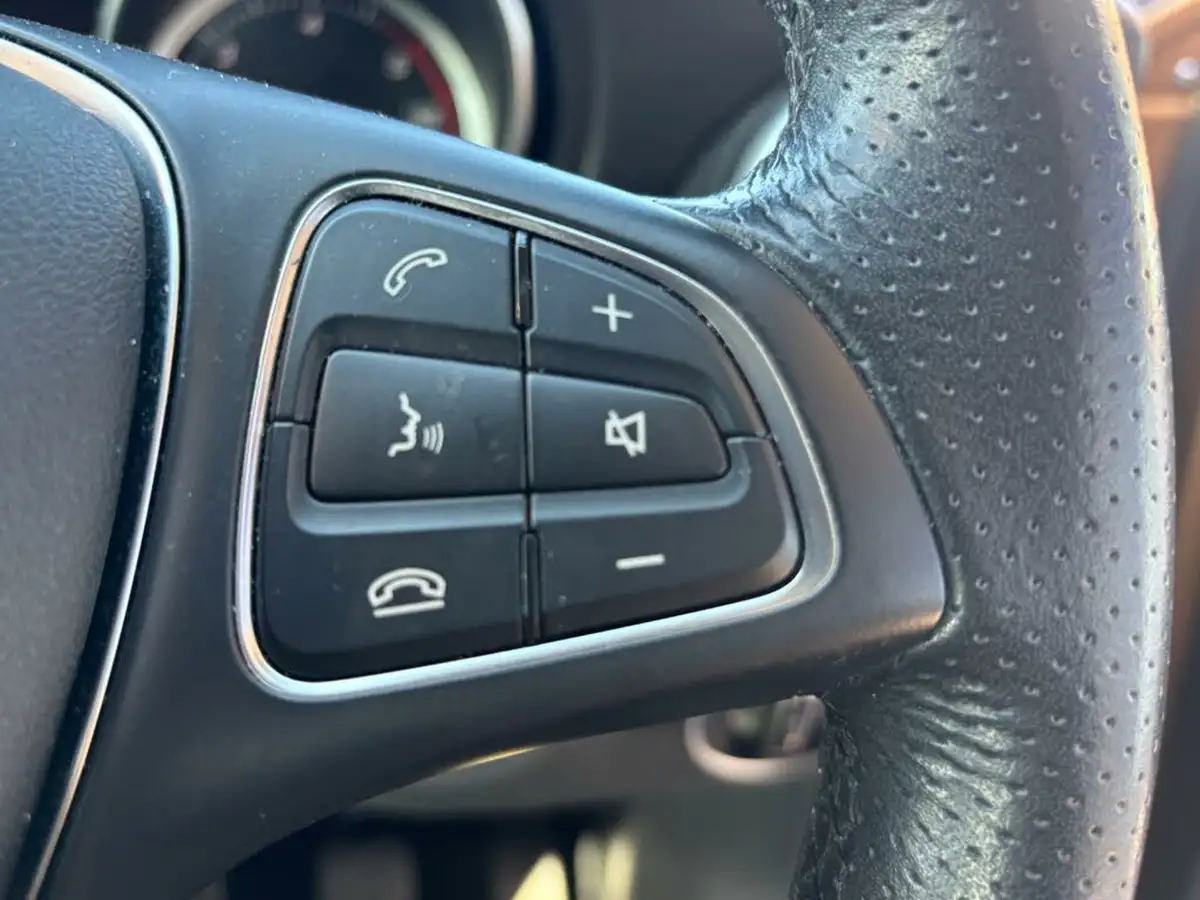 2018-mercedes-benz-a-class-15d-a180d-sport-109ps-executivess-hatchback-5d-big-20