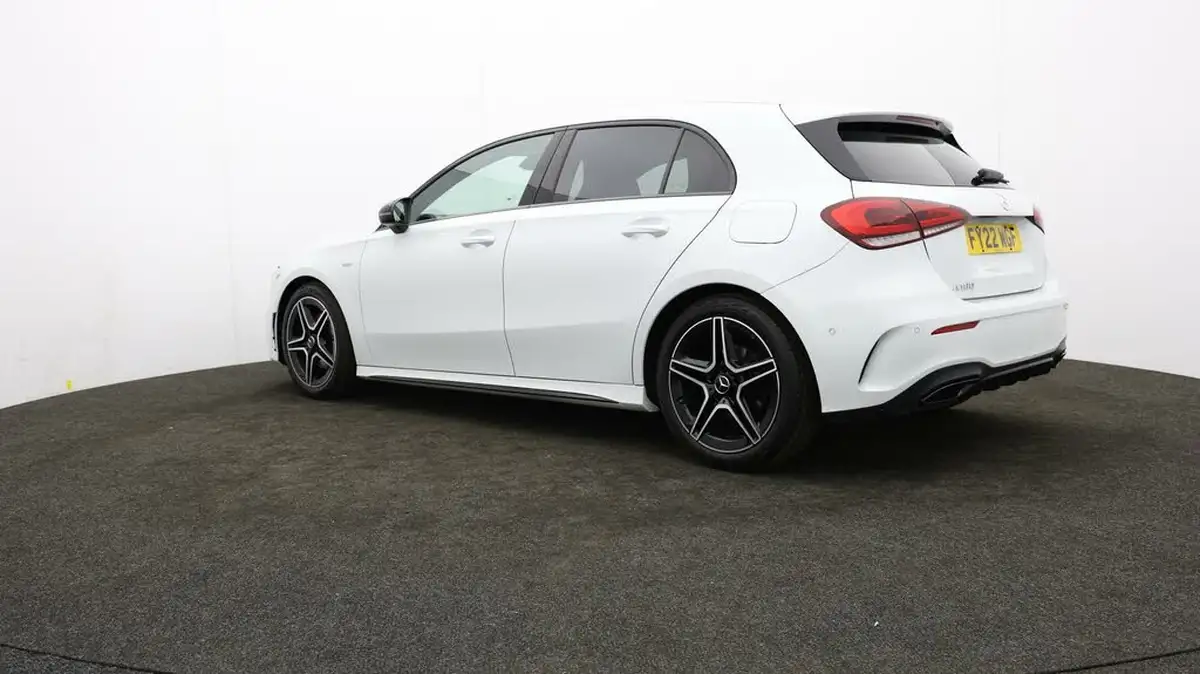 2022-mercedes-benz-a-class-13-a180-amg-line-executive-edition-hatchback-5d-7g-dct-big-68