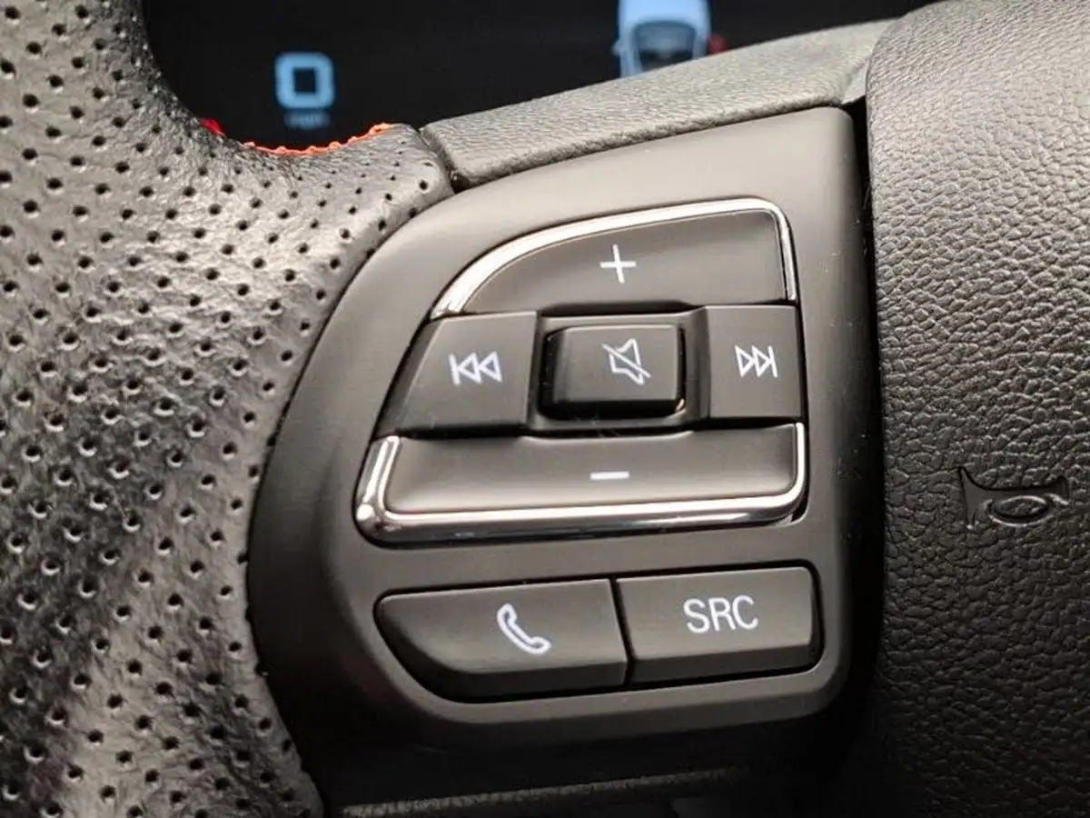 2022-mg-zs-suv-15-vti-tech-exclusive-big-14