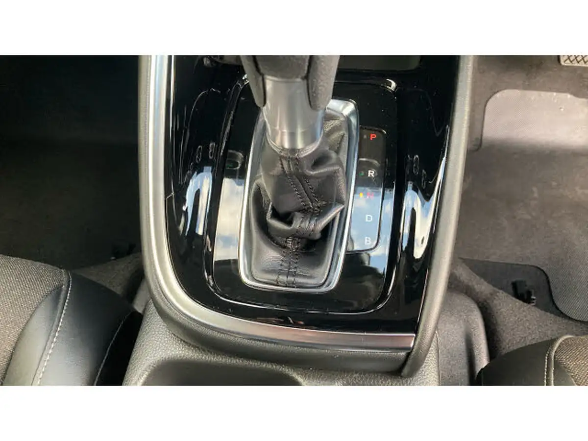 2022-honda-hr-v-15-i-mmd-advance-big-31