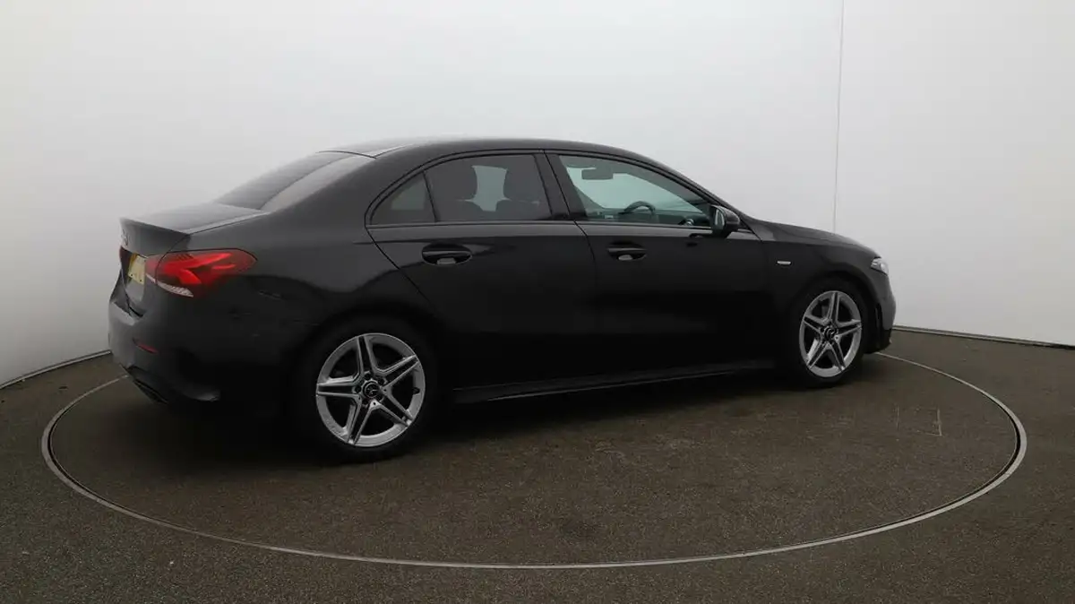 2022-mercedes-benz-a-class-13-a180-amg-line-executive-edition-saloon-4d-7g-dct-big-44