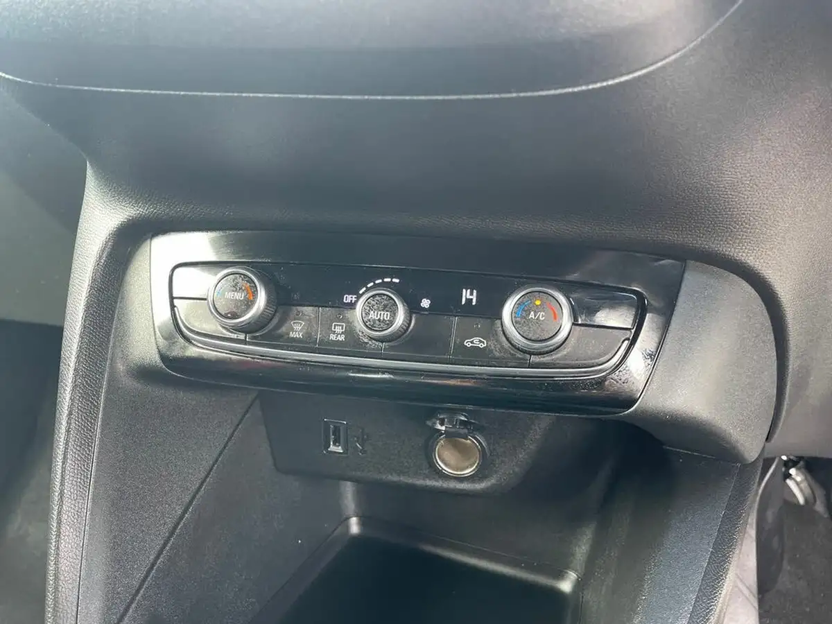 2023-vauxhall-corsa-12-turbo-gs-100ps-big-17