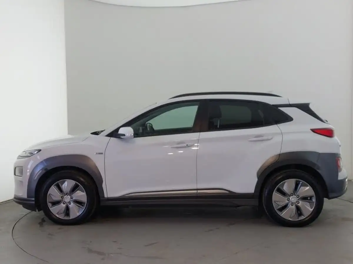 2020-hyundai-kona-e-premium-204ps-big-3