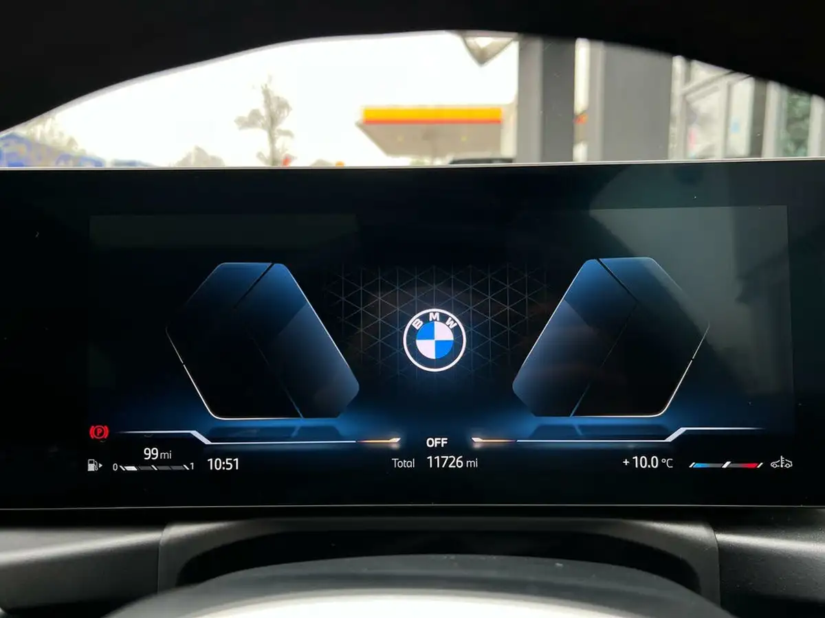 2024-bmw-3-series-20-320i-m-sport-touring-5d-big-33