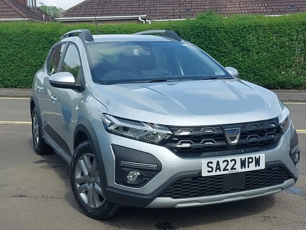 2022-dacia-sandero-stepway-10-tce-comfort-90bhp-big-0