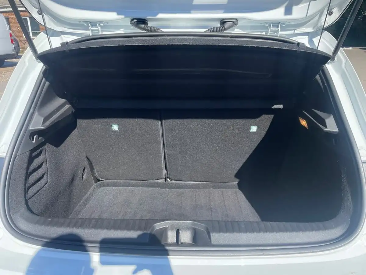 2022-renault-clio-10-tce-se-edition-big-11