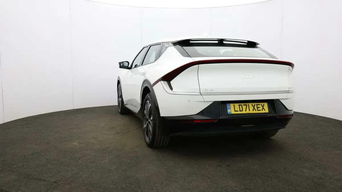2022-kia-ev6-e-air-big-23
