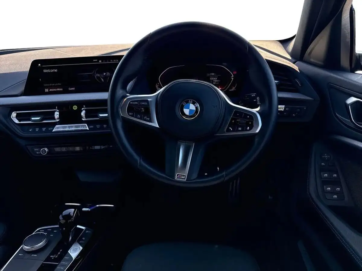 2022-bmw-1-series-15-118i-m-sport-lcp-dct-big-12