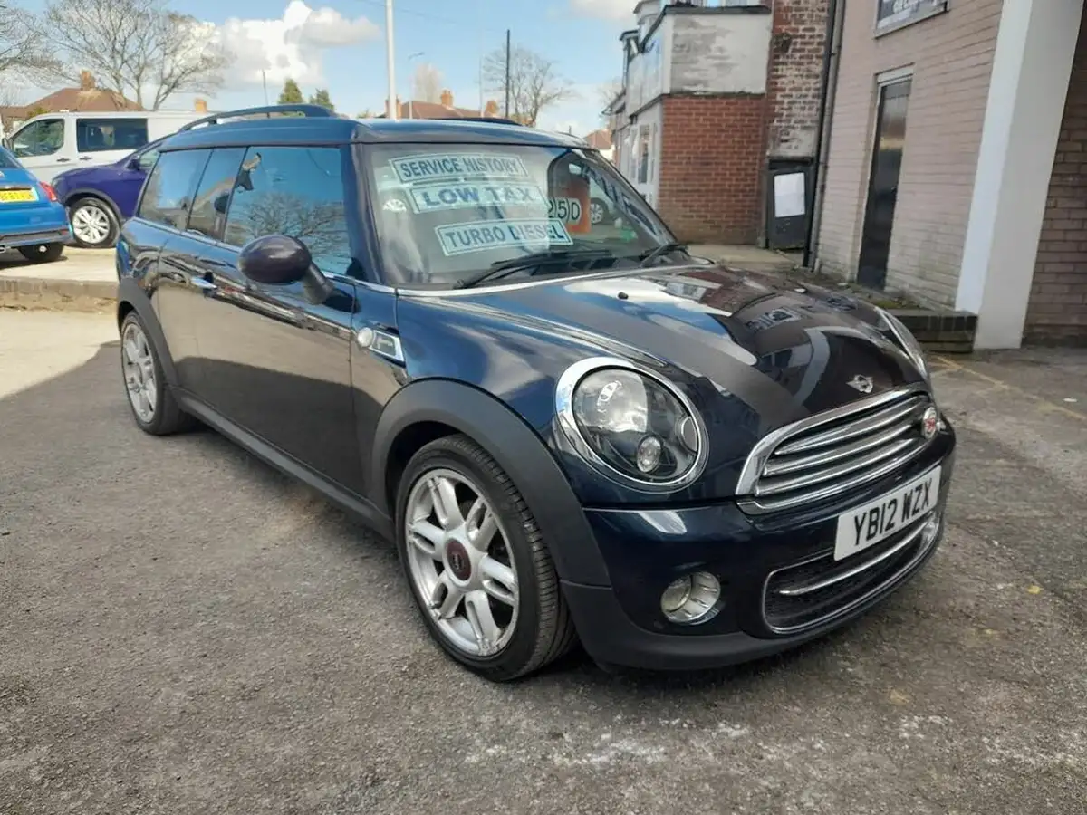 2012-mini-clubman-16td-cooper-d-hampton-big-0