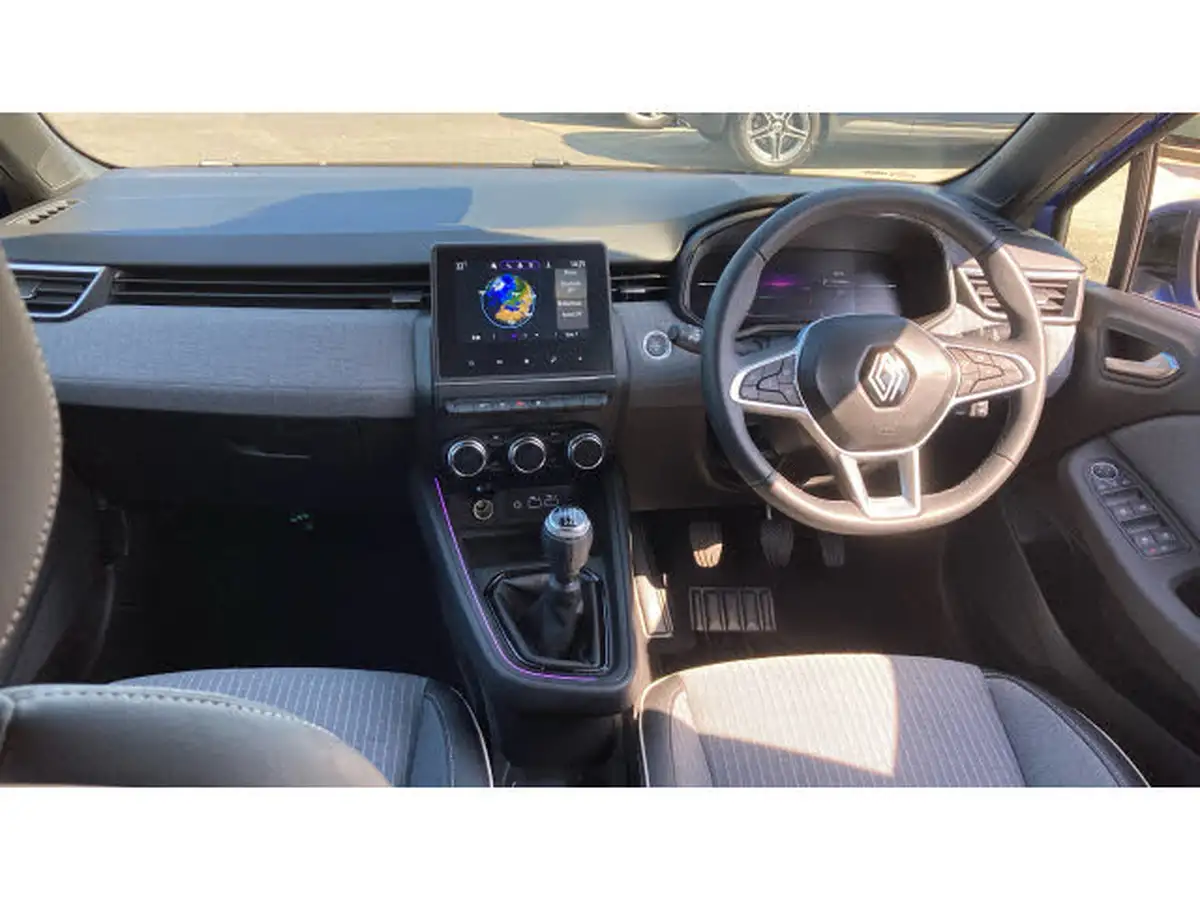 2024-renault-clio-10-tce-techno-big-9