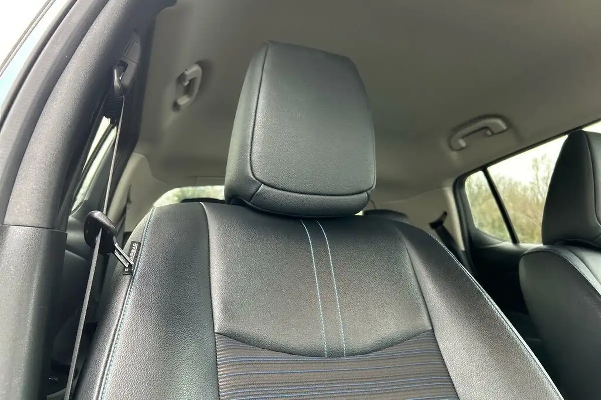 2021-nissan-leaf-e-n-connecta-big-47