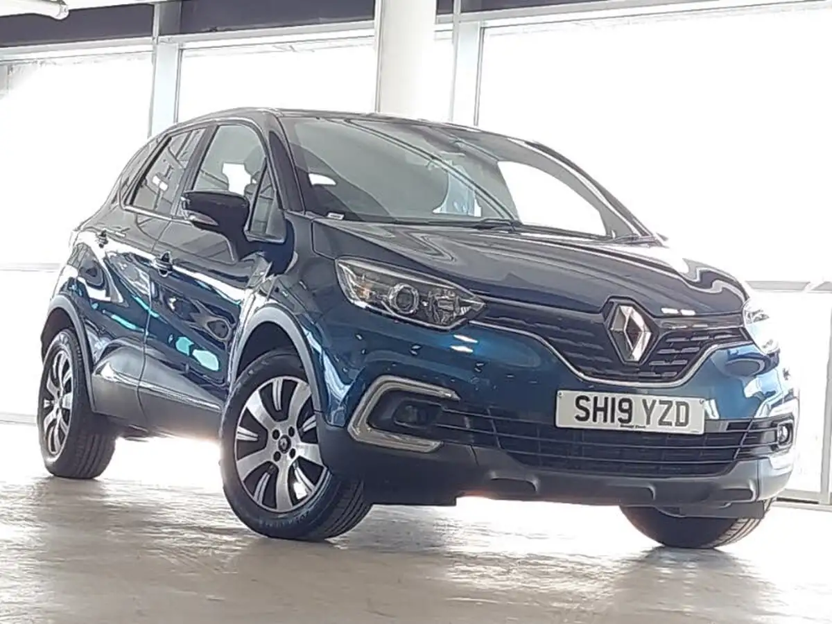 2019-renault-captur-09-tce-play-big-11