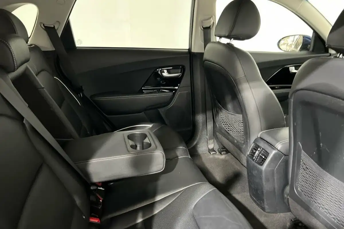 2021-kia-e-niro-ev-3-big-34