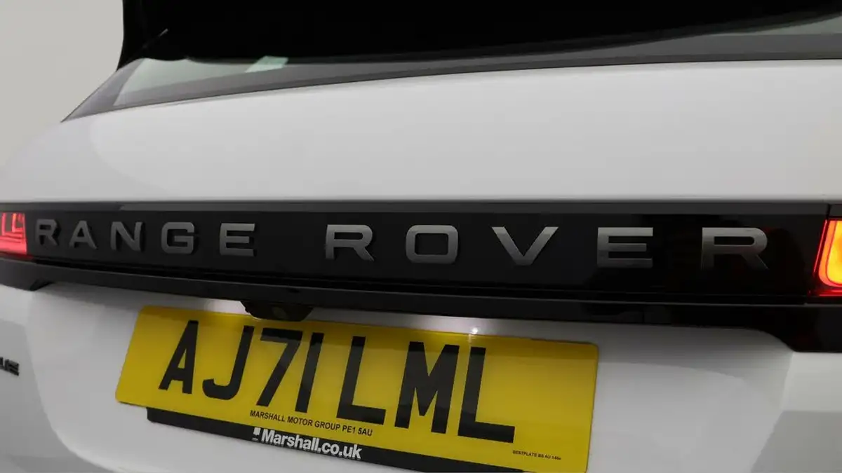 2022-land-rover-range-rover-evoque-20-d165-r-dynamic-s-big-20