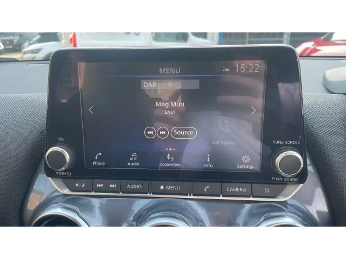 2022-nissan-juke-10-dig-t-acenta-big-11