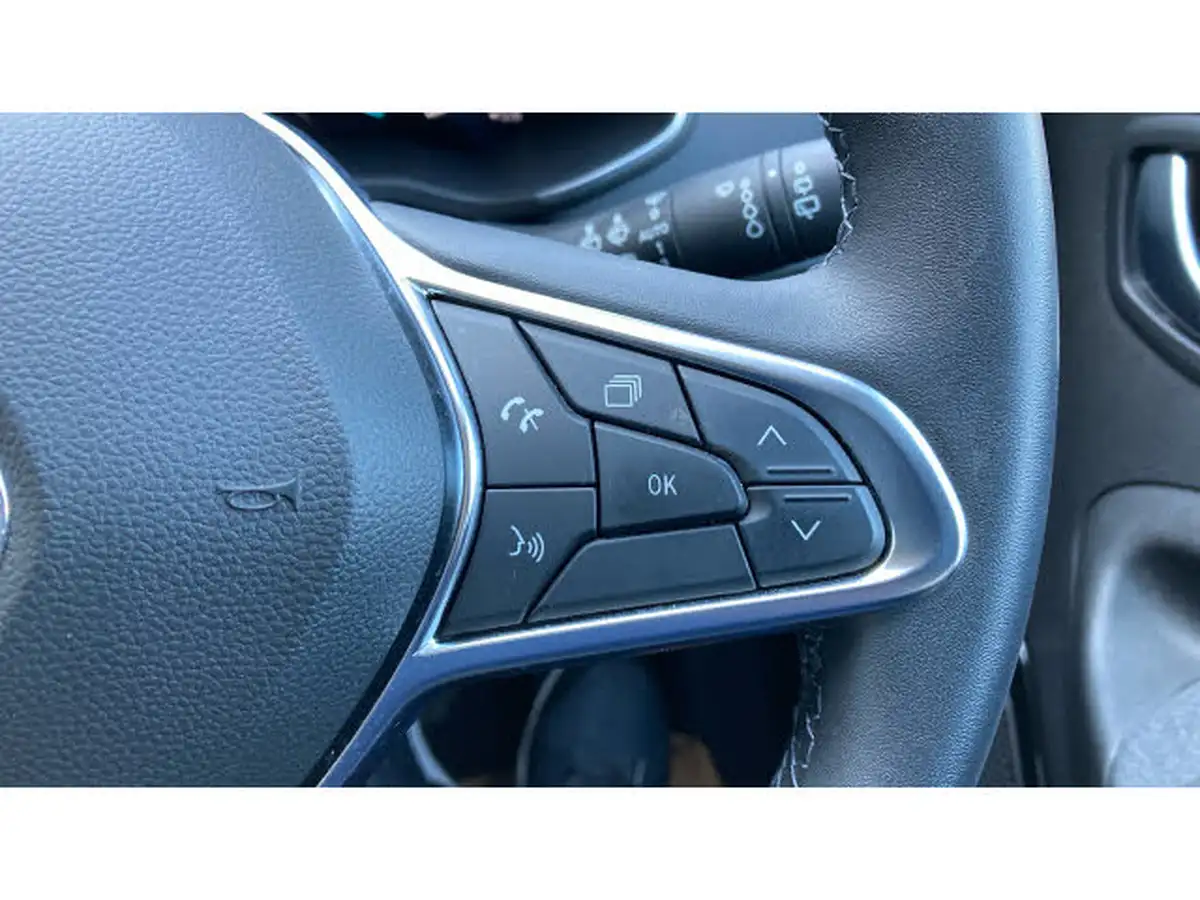 2021-renault-zoe-e-i-iconic-135ps-r135ze50-big-21
