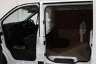 2022-renault-trafic-20dci-ll30-energy-120-business-panel-small-11