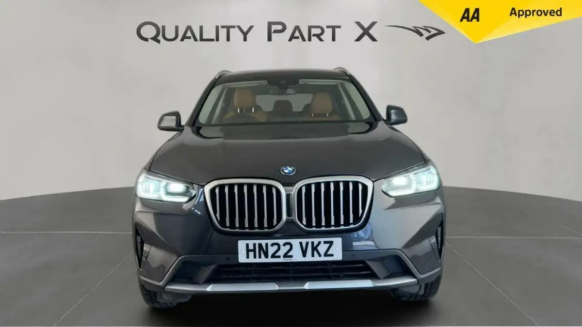 2022-bmw-x3-20-xdrive-30e-xline-big-7