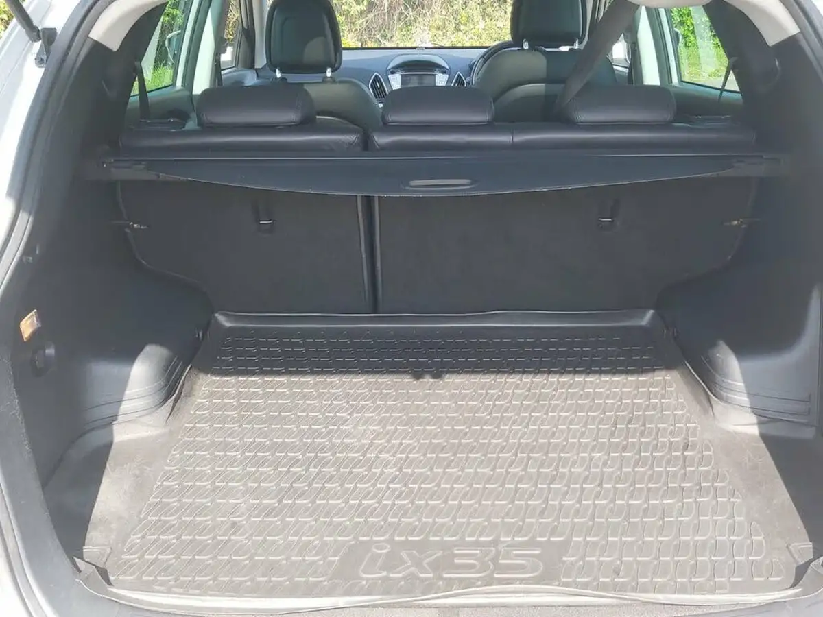 2012-hyundai-ix35-20td-premium-4wd-big-36