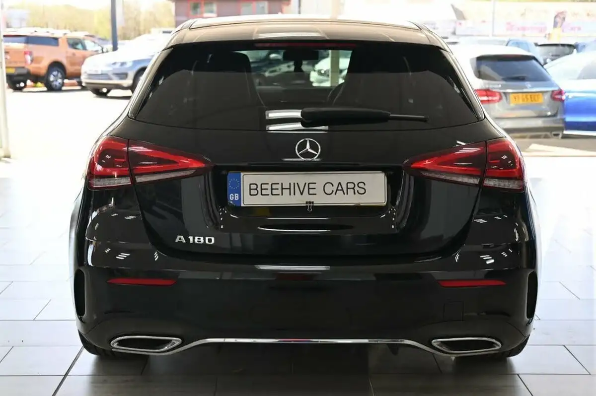 2019-mercedes-benz-a-class-13-a180-amg-line-hatchback-5d-big-6