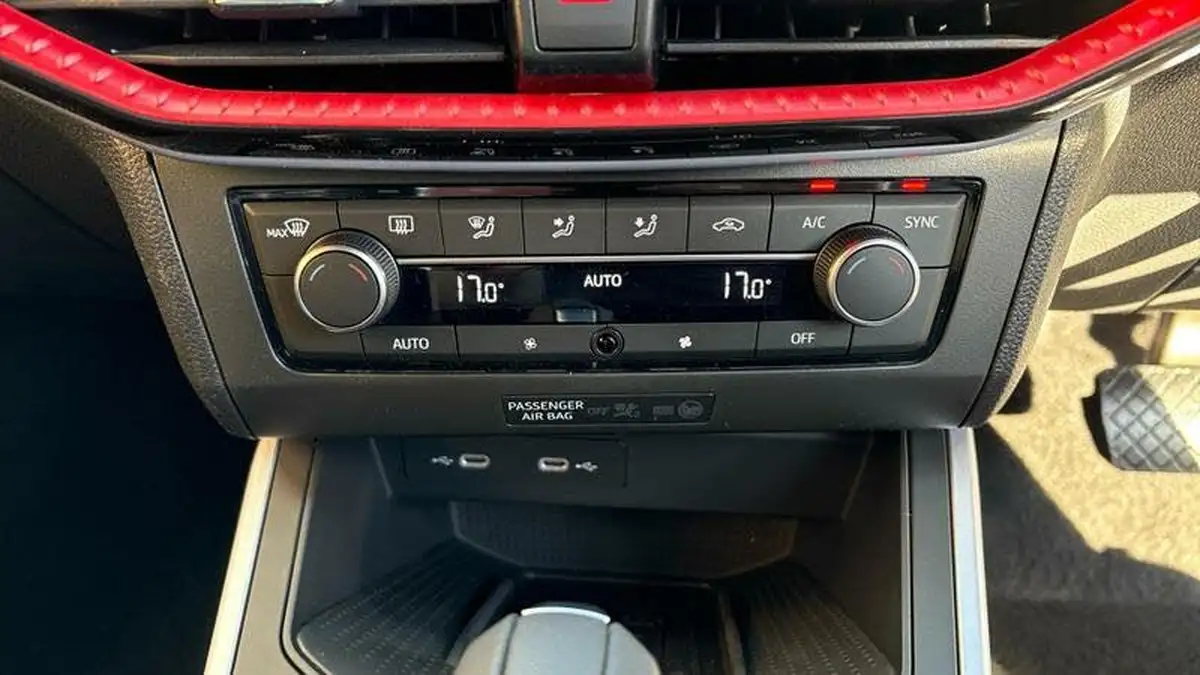 2025-seat-arona-10-tsi-fr-dsg-big-30