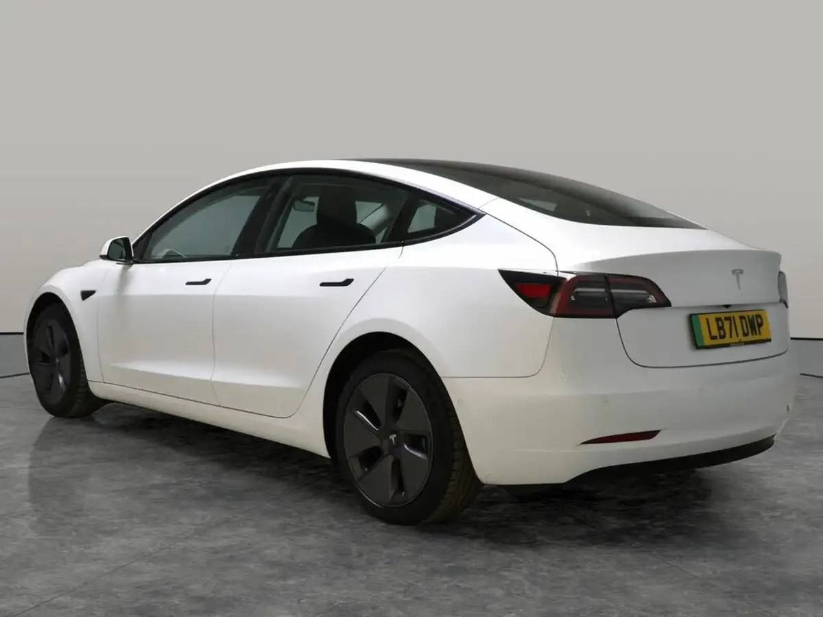 2021-tesla-model-3-e-standard-plus-big-13