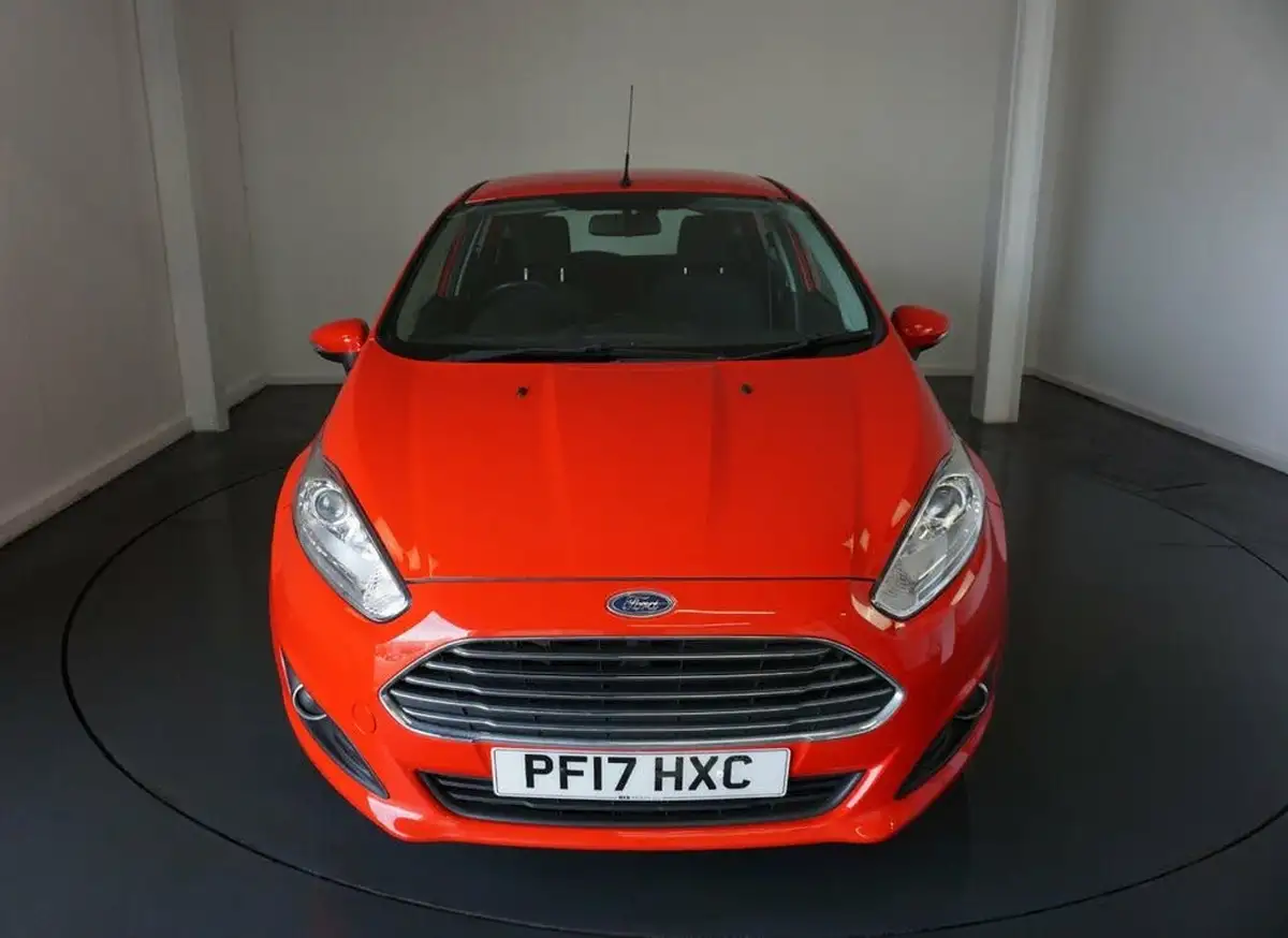 2017-ford-fiesta-10t-zetec-100ps-ecoboost-ss-5d-big-14