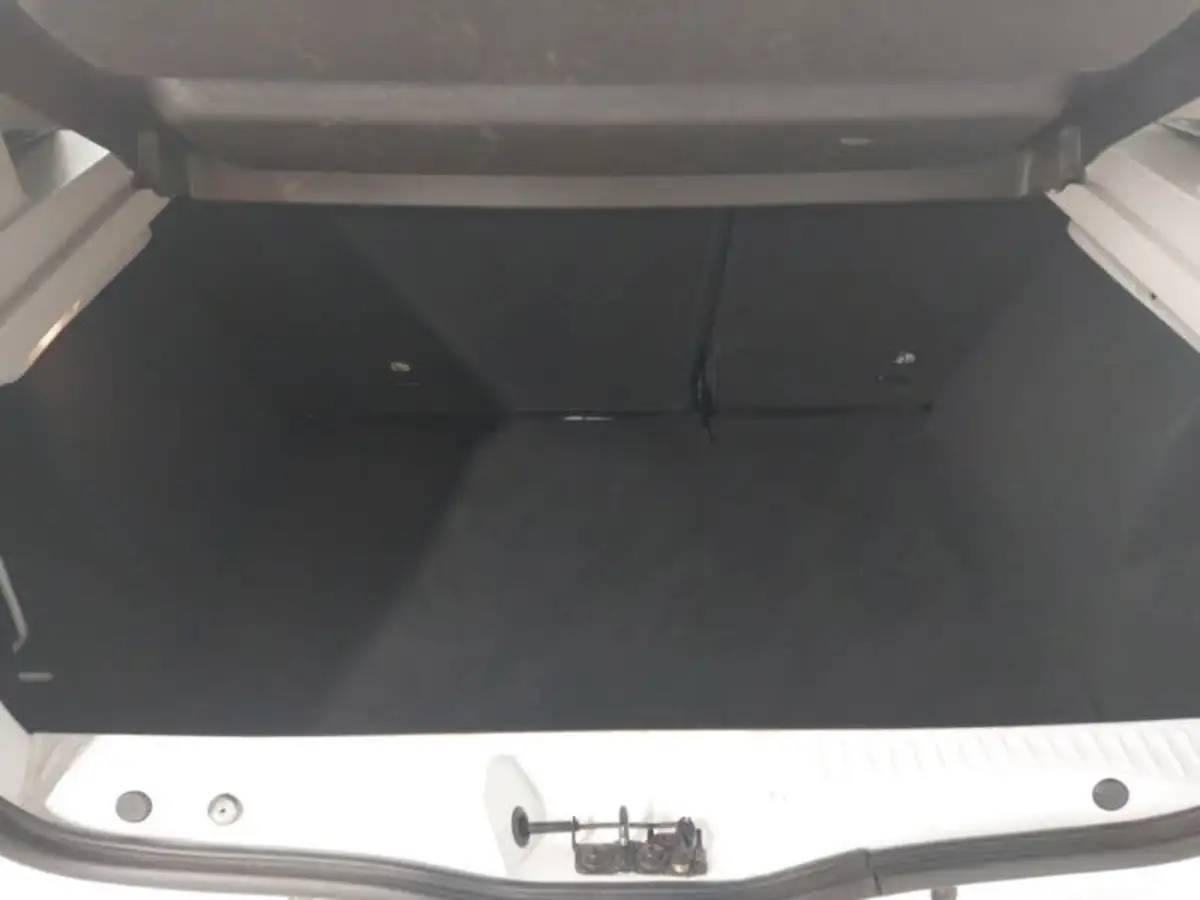 2015-dacia-sandero-stepway-15d-laureate-big-7