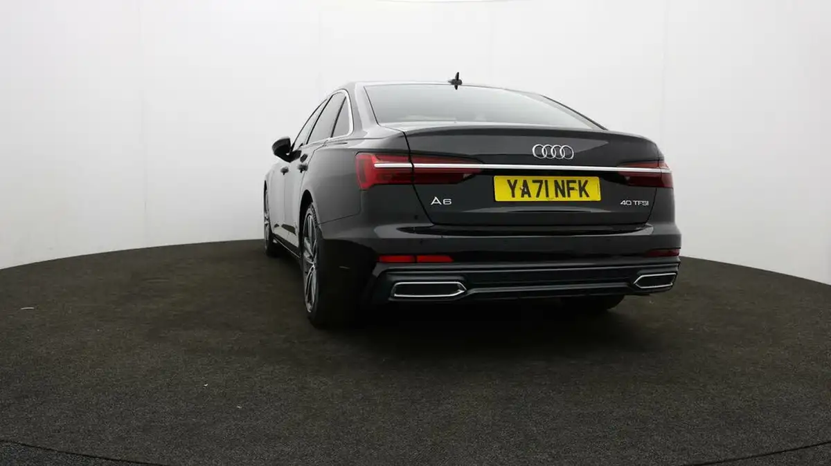 2022-audi-a6-saloon-20-40-tfsi-s-line-big-24