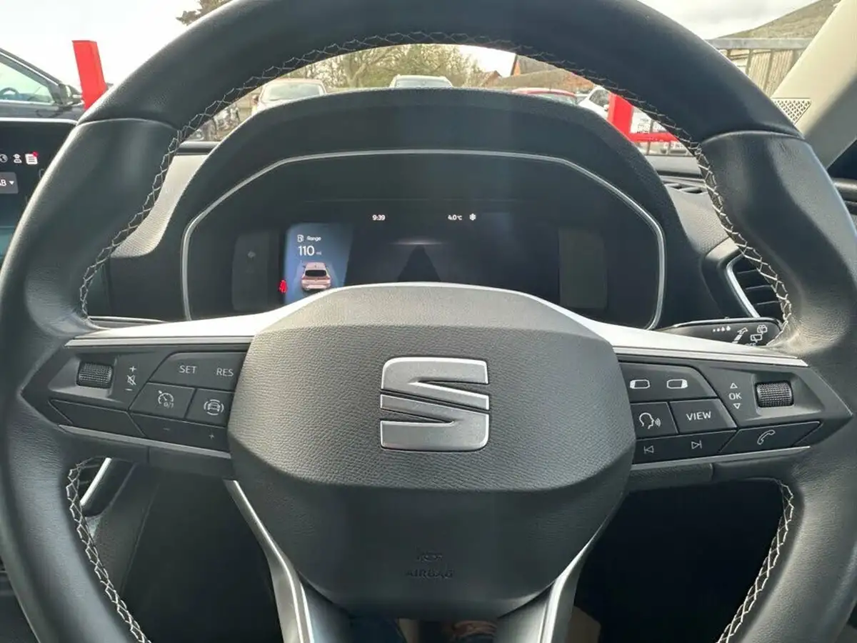 2022-seat-leon-10-tsi-evo-se-dynamic-hatchback-big-9