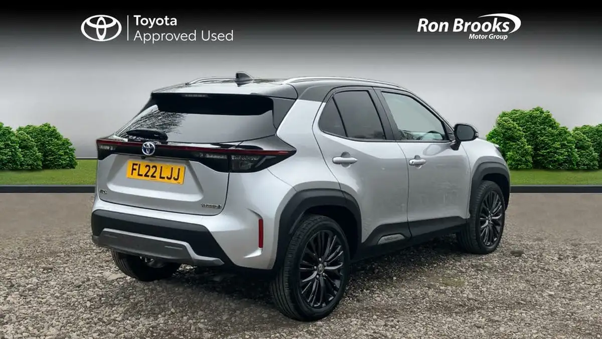 2022-toyota-yaris-cross-15-vvt-i-dynamic-big-1