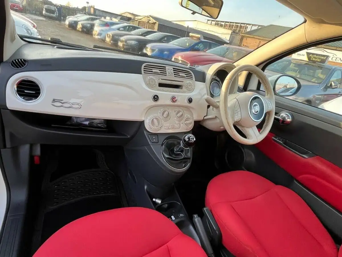 2014-fiat-500-12-lounge-big-7