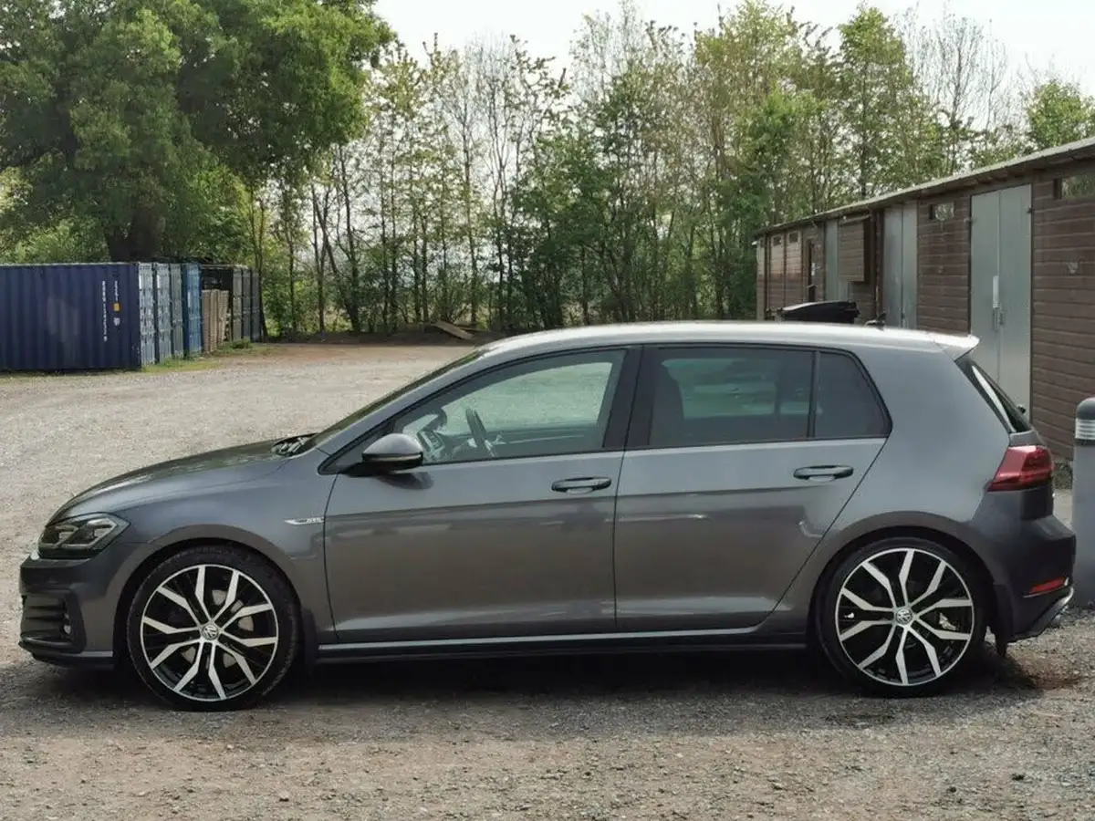 2018-volkswagen-golf-20tdi-gtd-hatchback-5d-dsg-big-21