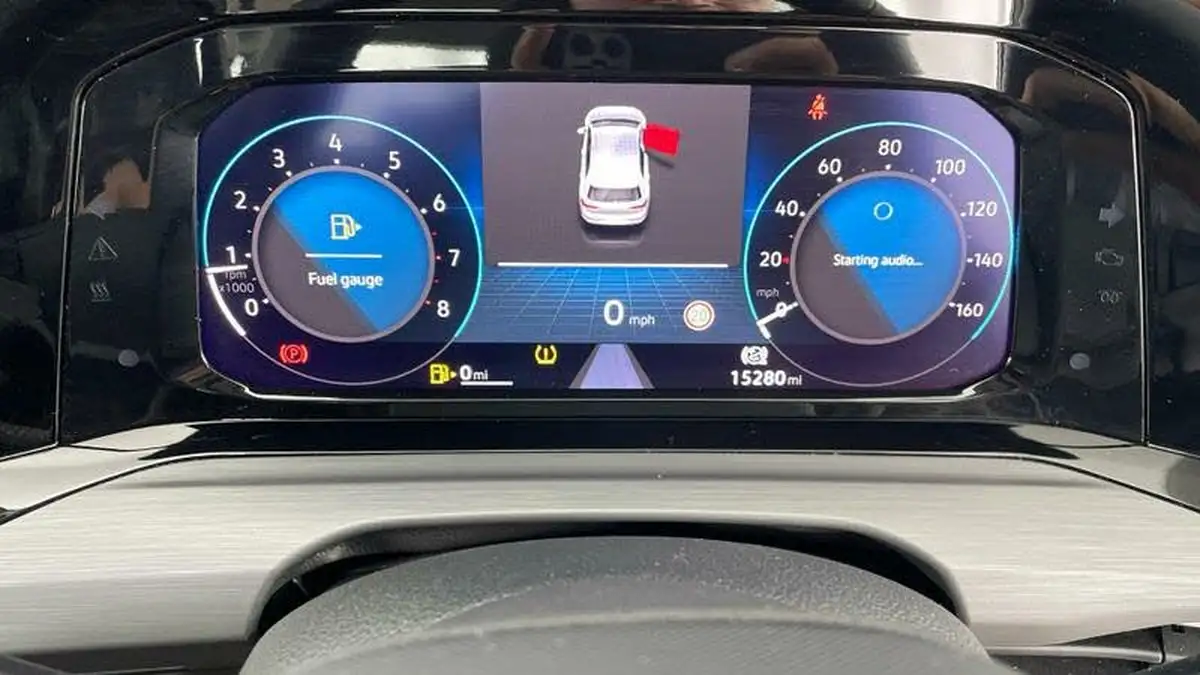 2024-volkswagen-golf-15-tsi-style-130ps-evo-hatchback-big-22