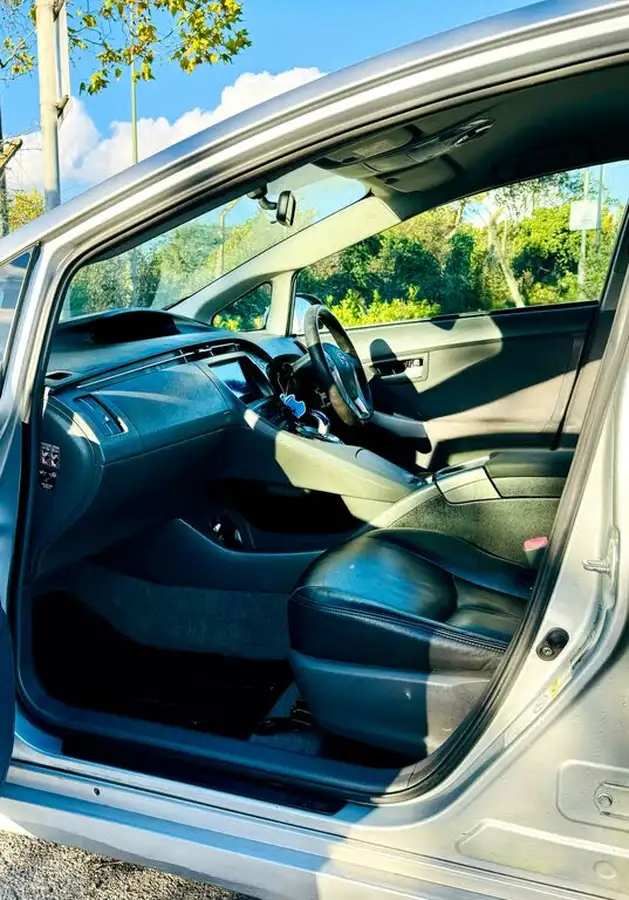 2009-toyota-prius-18-vvt-i-t3-big-27