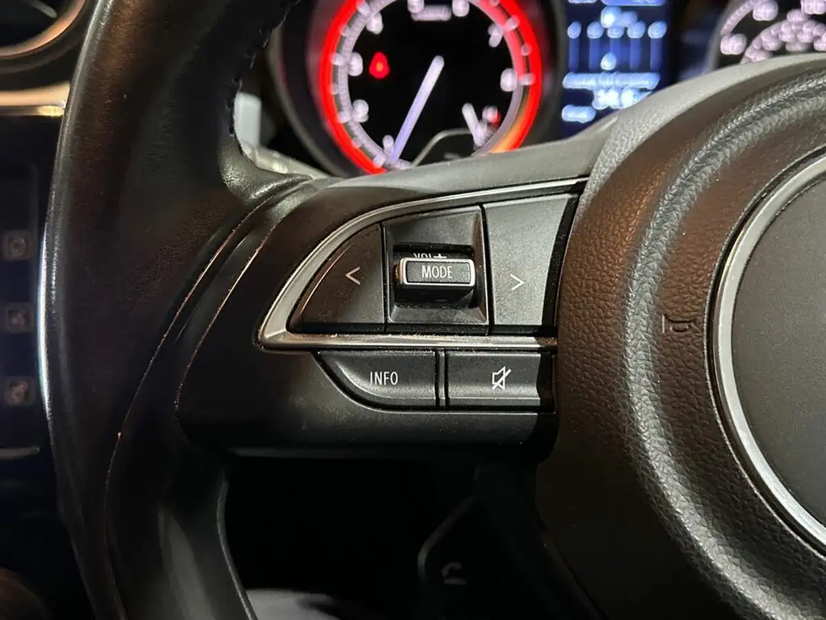 2019-suzuki-swift-10-boosterjet-sz5-auto-big-15
