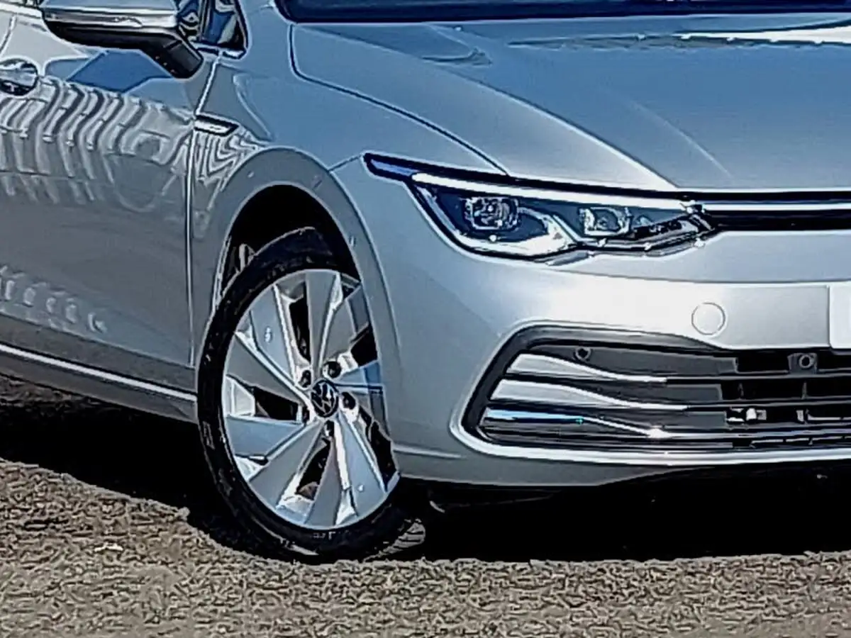 2024-volkswagen-golf-15-tsi-style-150ps-hatchback-big-8