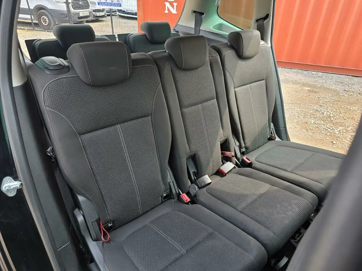 2017-vauxhall-zafira-tourer-14i-16v-turbo-sri-nav-leather-pk-auto-big-23