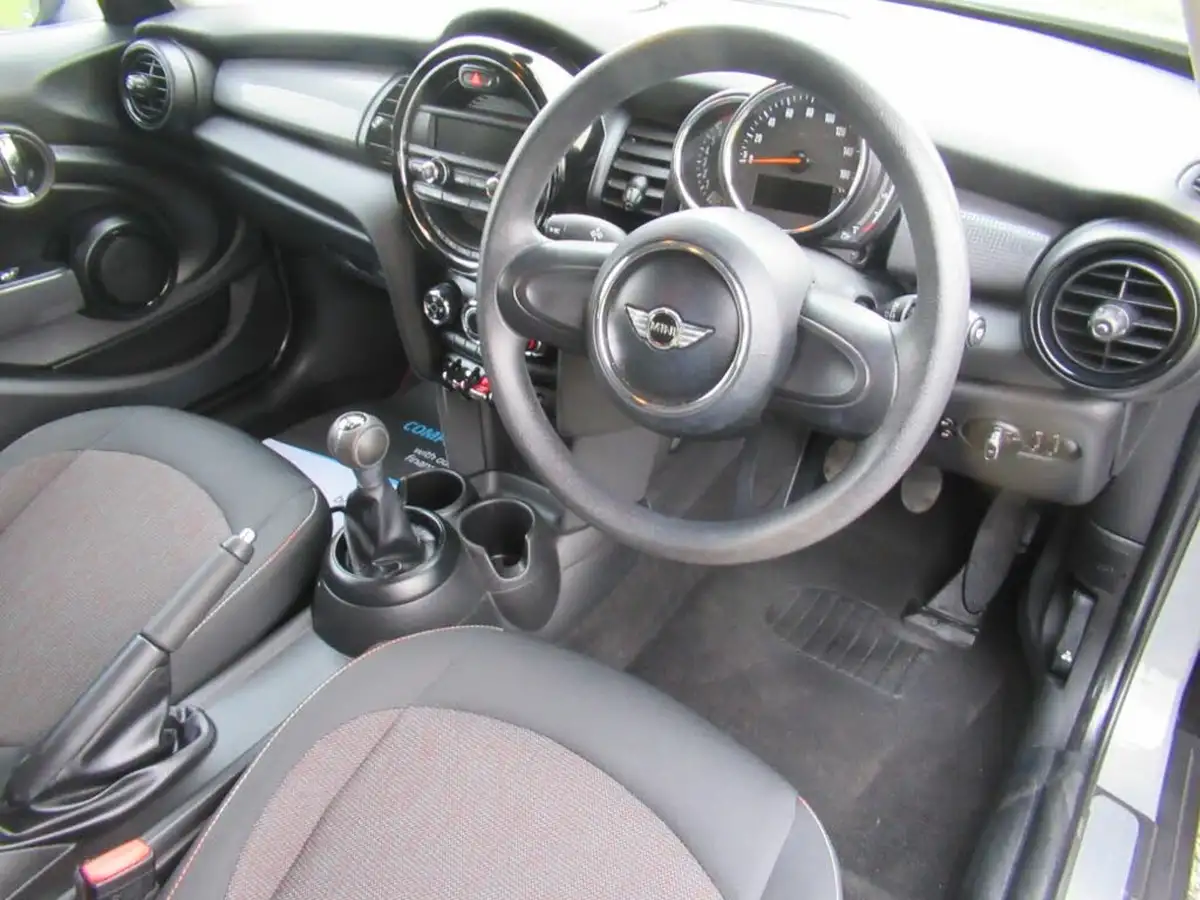 2018-mini-cooper-15-cooper-series-ii-ss-hatchback-5d-big-13