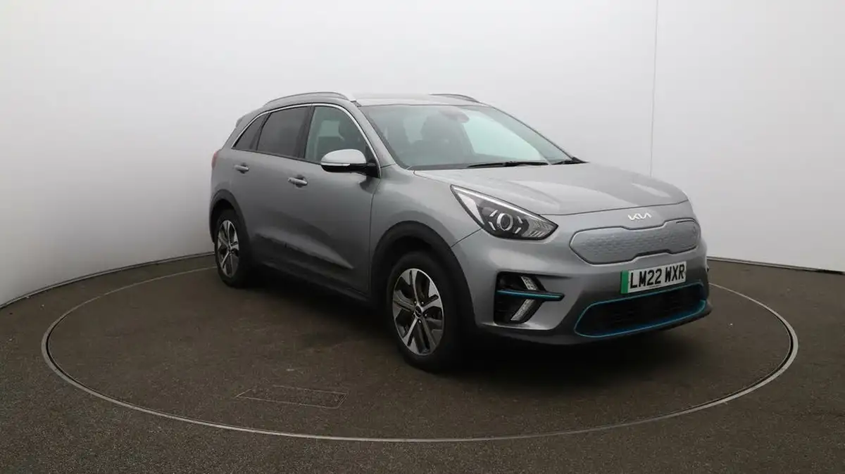 2022-kia-niro-ev-e-2-big-35