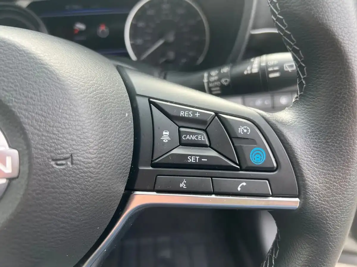 2022-nissan-juke-16-hybrid-tekna-big-23