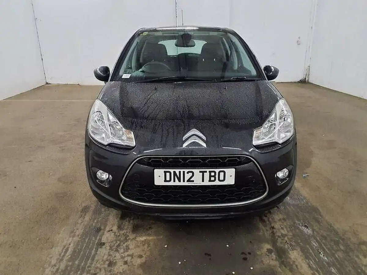2012-citroen-c3-16-exclusive-vti-120ps-auto-big-1